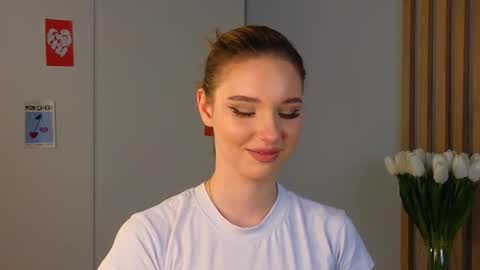 Snapshot of soul_garden chatting on 11.21.25 sylene online show from 11.21.25