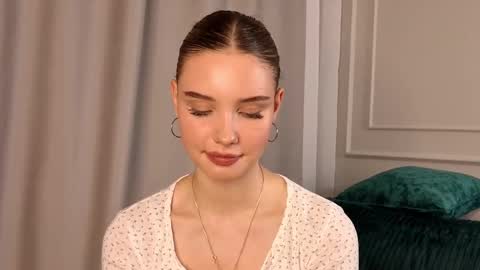 Snapshot of soul_garden chatting on 11.27.25 sylene online show from 11.27.25