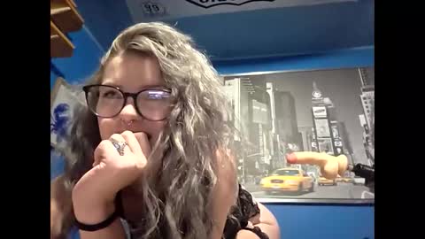 Soulful online show from 10.26.25