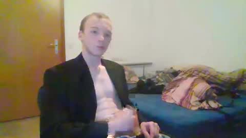 soumi854640 online show from 01.01.25