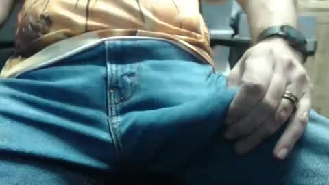 Snapshot of southerncock8 chatting on 02.20.26 KIT online show from 02.20.26