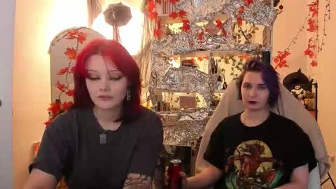 Leah online show from 11.28.25