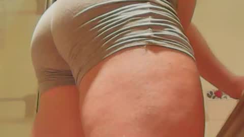 soveryhandsome online show from 01.06.25