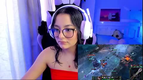 Lili online show from 01.27.25