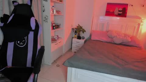 Lili online show from 09.29.25