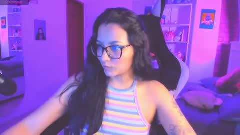 Snapshot of soy___lili chatting on 07.17.26 Lili online show from 07.17.26