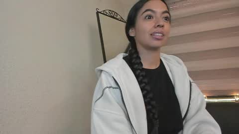 soy_gabrielaa online show from 05.19.26