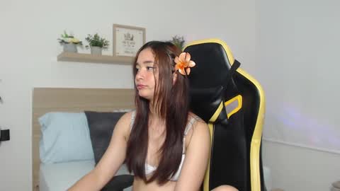 M A R I A N A online show from 01.30.25