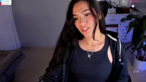 Luisa    online show from 01.16.25