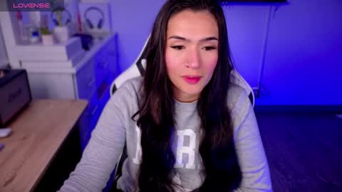 Luisa    online show from 11.02.25