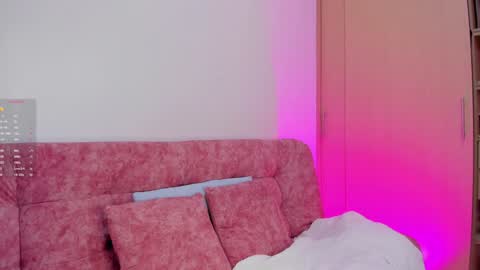 Instagram Soyamandaa  1 online show from 12.07.24