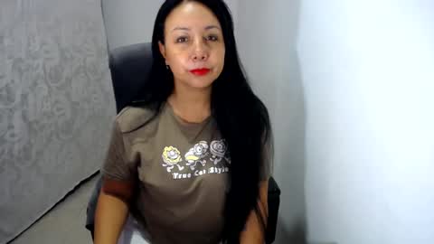 Snapshot of soyelena46 chatting on 06.30.26 soy Elena online show from 06.30.26