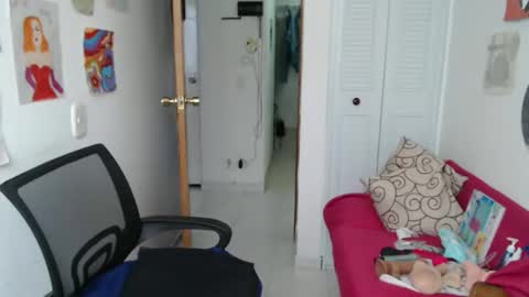 Nana Bela  online show from 11.26.25