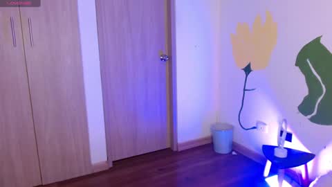 Snapshot of soysilvanna_ chatting on 02.02.25 online show from 02.02.25