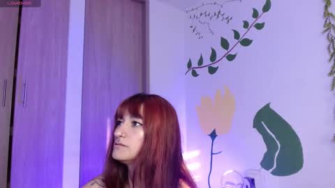Snapshot of soysilvanna_ chatting on 02.12.25 online show from 02.12.25