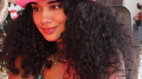 You want to talk to me more personal follow me in My Channel VIP  50 the discount       online show from 12.26.24