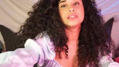 You want to talk to me more personal follow me in My Channel VIP  50 the discount       online show from 03.11.25