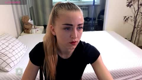 Snapshot of space_danger chatting on 04.02.26 space danger online show from 04.02.26