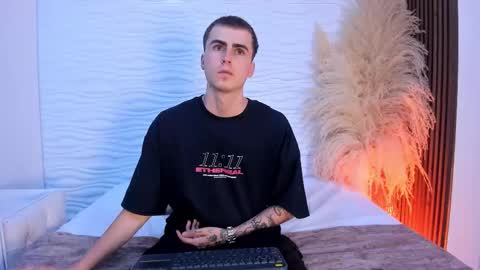 Snapshot of spaceboy_1 chatting on 02.15.26 spaceboy_1 online show from 02.15.26