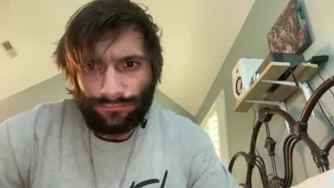 Snapshot of spacecase843 chatting on 01.26.25 TrndSettrz online show from 01.26.25