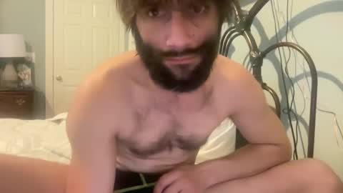 Snapshot of spacecase843 chatting on 01.30.25 TrndSettrz online show from 01.30.25