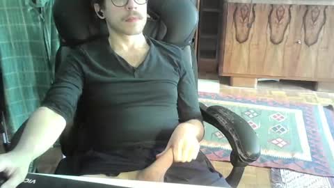 Snapshot of spammeback1 chatting on 05.20.26 BrightSmileBigD online show from 05.20.26