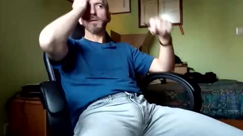 Manu  online show from 12.01.25