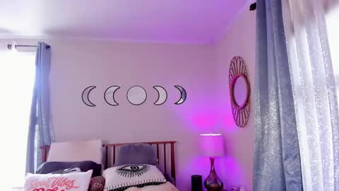 AmberSpanks online show from 01.28.25