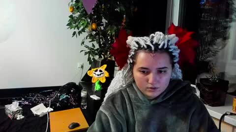 Snapshot of spanking_girls chatting on 01.03.25 Evgenia online show from 01.03.25