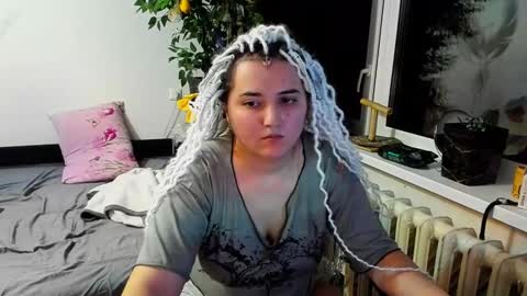 Snapshot of spanking_girls chatting on 01.05.25 Evgenia online show from 01.05.25