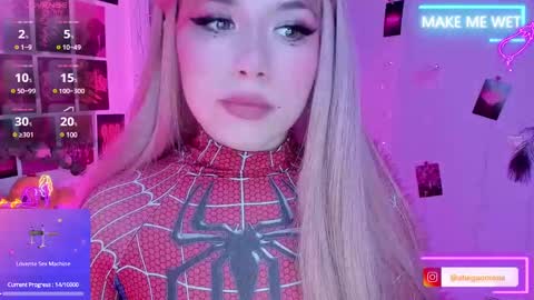  SparkleMona  online show from 03.05.25