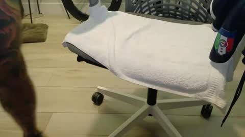 sparklenuts17 online show from 12.13.24