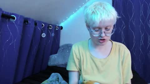 Atticus Pendragon online show from 11.30.25