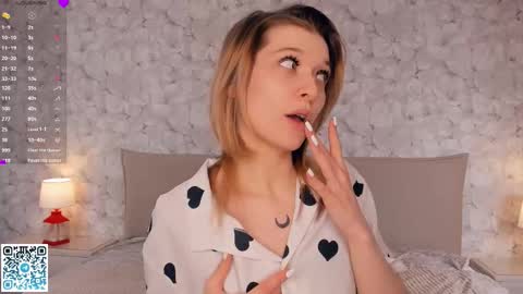 Snapshot of sparkly_k chatting on 03.13.26 Kate online show from 03.13.26