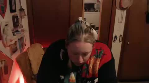 sparklybisexual online show from 10.15.25