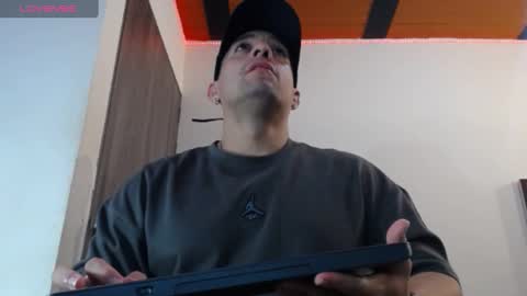 Snapshot of spartacus_cam chatting on 01.20.25 online show from 01.20.25