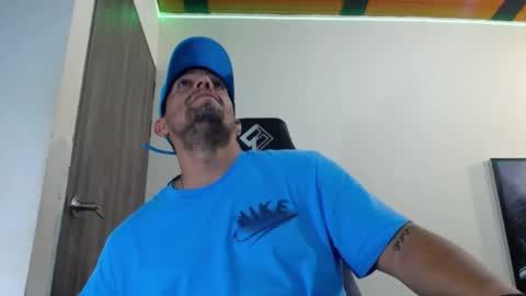 Snapshot of spartacus_cam chatting on 02.27.25 online show from 02.27.25