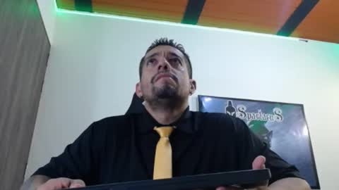     online show from 12.03.25