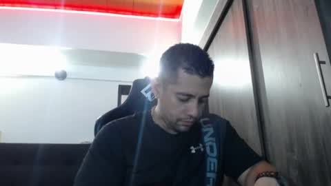 Snapshot of spartacus_cam chatting on 05.28.26 online show from 05.28.26