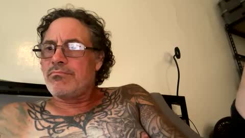 specter1972 online show from 11.16.25