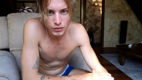 Snapshot of specter_of_cummunism chatting on 04.09.26 Sasha -- online show from 04.09.26