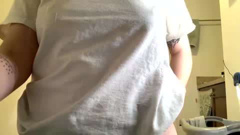 Spencer Macalino online show from 01.04.25