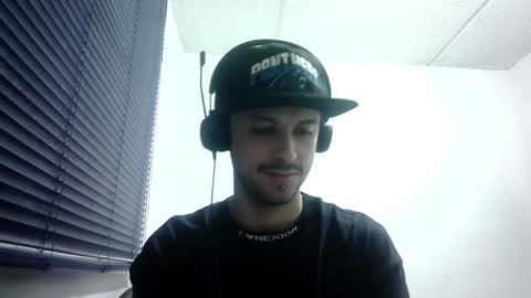 Snapshot of sperm_donor94 chatting on 12.15.24 sperm_donor94 online show from 12.15.24