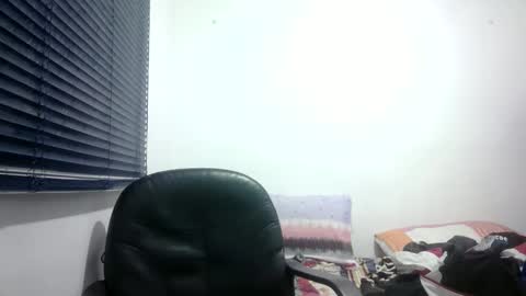 Snapshot of sperm_donor94 chatting on 09.17.25 sperm_donor94 online show from 09.17.25