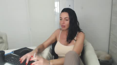 Carla online show from 03.03.25