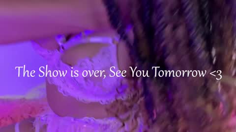 Snapshot of spicyamelia chatting on 01.28.25 Amelia GTM-5 817 IG Spicychoco am online show from 01.28.25