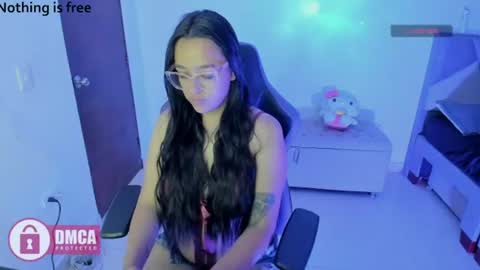 Snapshot of spicydollx_1 chatting on 06.28.26 Geraldin online show from 06.28.26