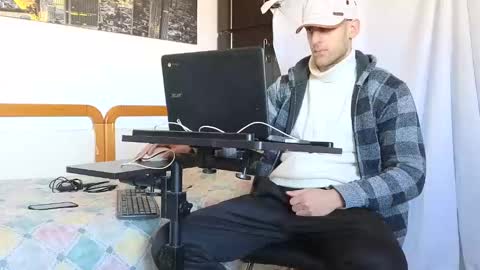 Marco. When Im offline you can view premium content in bio online show from 02.10.25