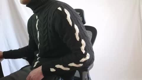 Marco. When Im offline you can view premium content in bio online show from 12.14.25