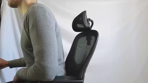 Marco. When Im offline you can view premium content in bio online show from 04.04.26